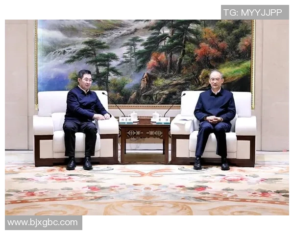 对话黄强：回顾我的足球生涯与未来展望的深度交流